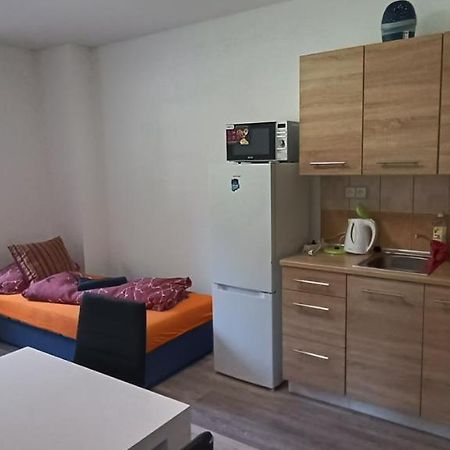스트라주니 Apartman U Lebedu 아파트 외부 사진